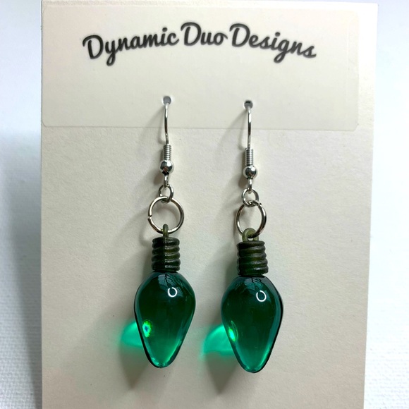 Christmas Light Bulb earrings in Red or Green - Picture 5 of 7
